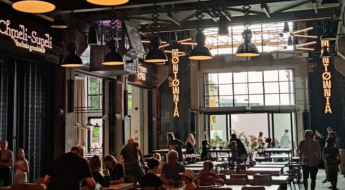 Odkryj food halle w Trojmiescie gdzie zjesc w Gdansku Gdyni i Sopocie Fot. Timur Wesolowski